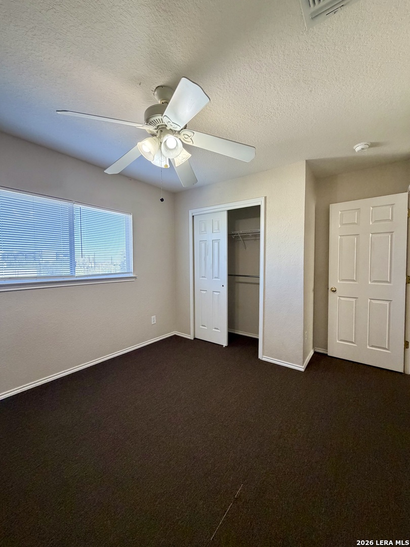 9407 Hacienda Acres San Antonio TX 78245