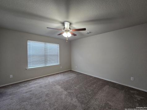 2565 Hiddenbrooke Trace Seguin TX 78155