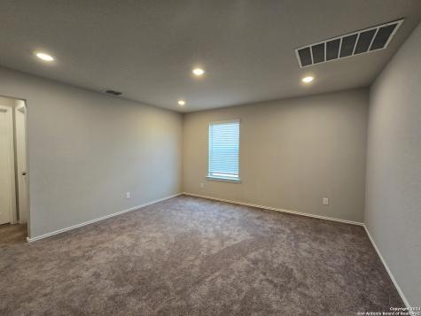 2565 Hiddenbrooke Trace Seguin TX 78155