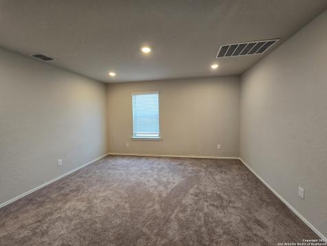 2565 Hiddenbrooke Trace Seguin TX 78155