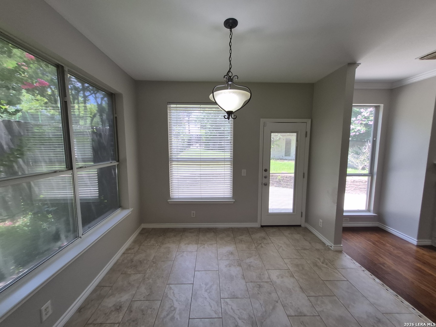 712 Moss Wood Schertz TX 78154