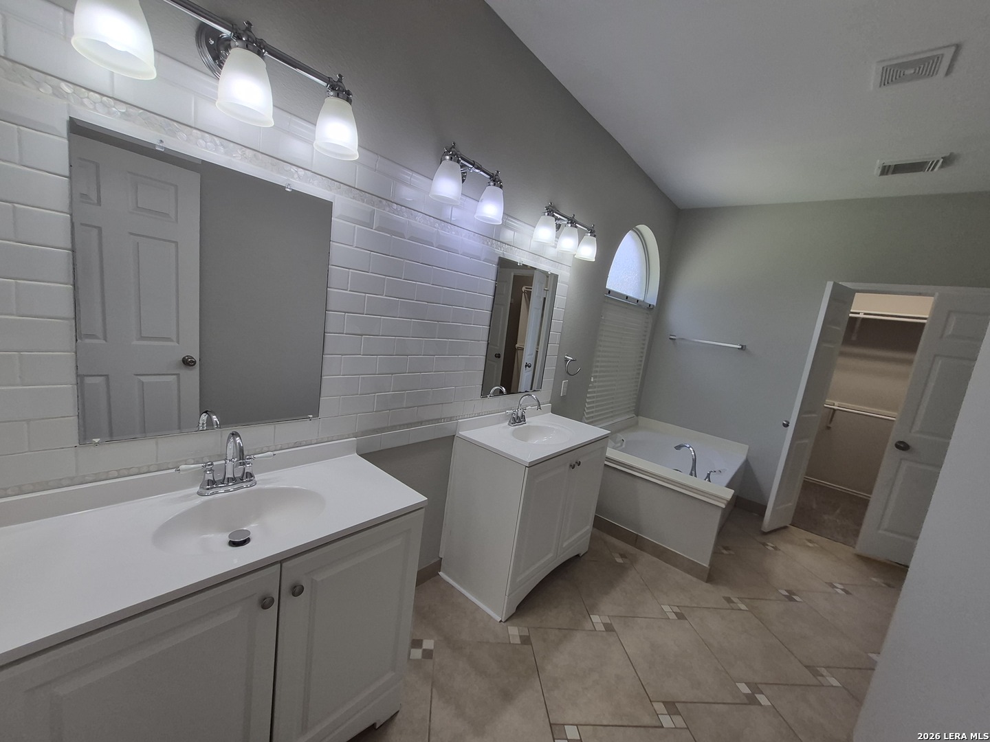 712 Moss Wood Schertz TX 78154