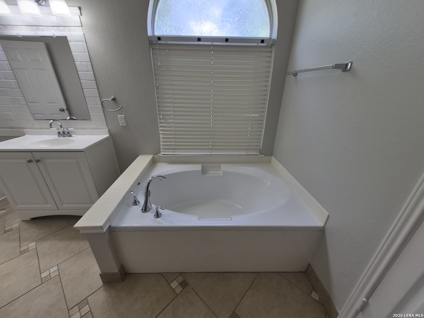 712 Moss Wood Schertz TX 78154