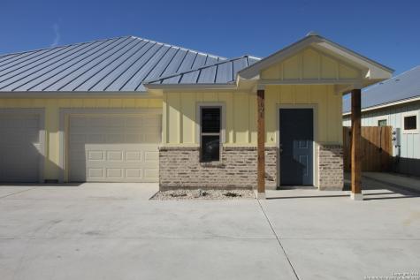 1020 Mellow Breeze New Braunfels TX 78130