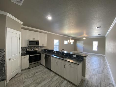 1020 Mellow Breeze New Braunfels TX 78130