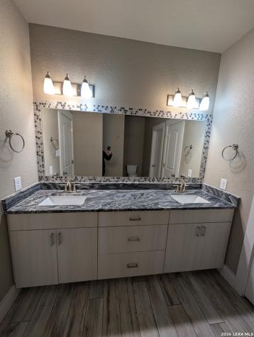 1020 Mellow Breeze New Braunfels TX 78130