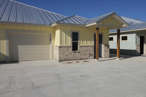 1020 Mellow Breeze New Braunfels TX 78130