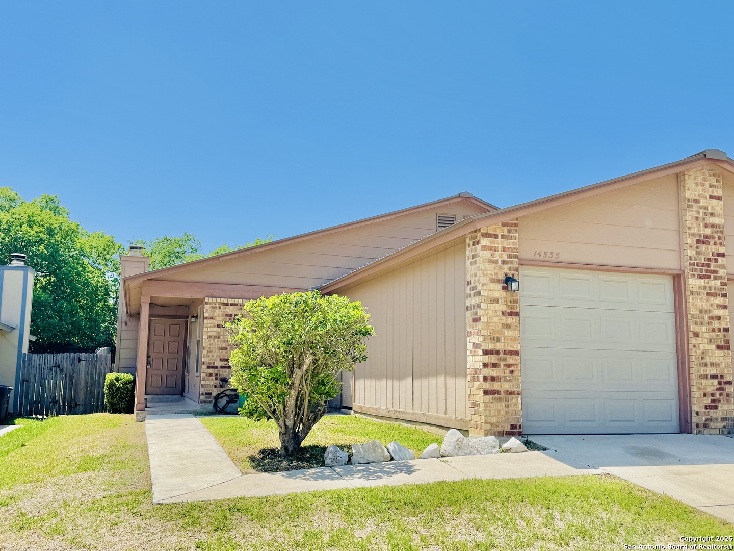 14535 Woods Hole Drive San Antonio TX 78233