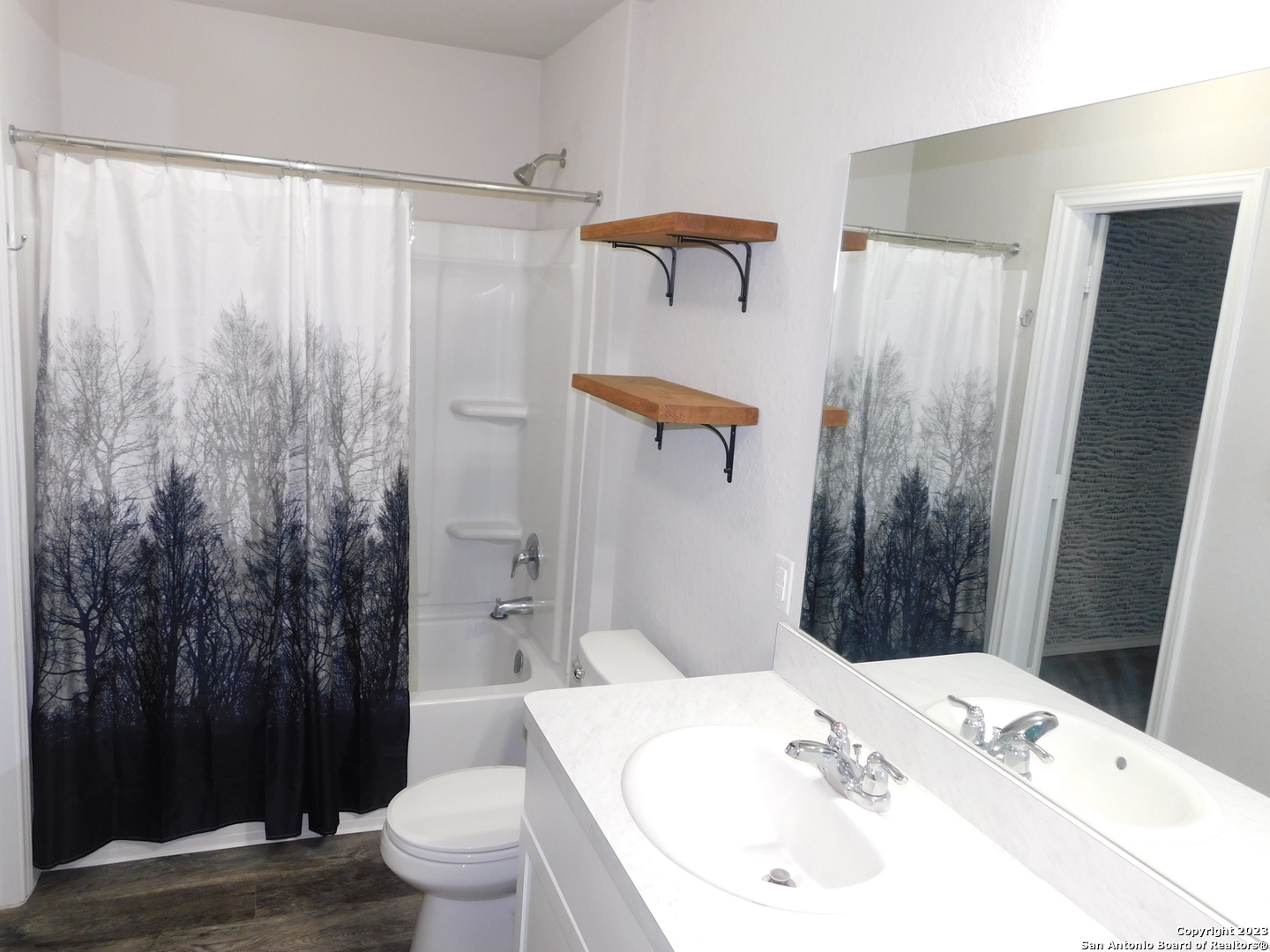 5927 Sunshine Summit Converse TX 78109