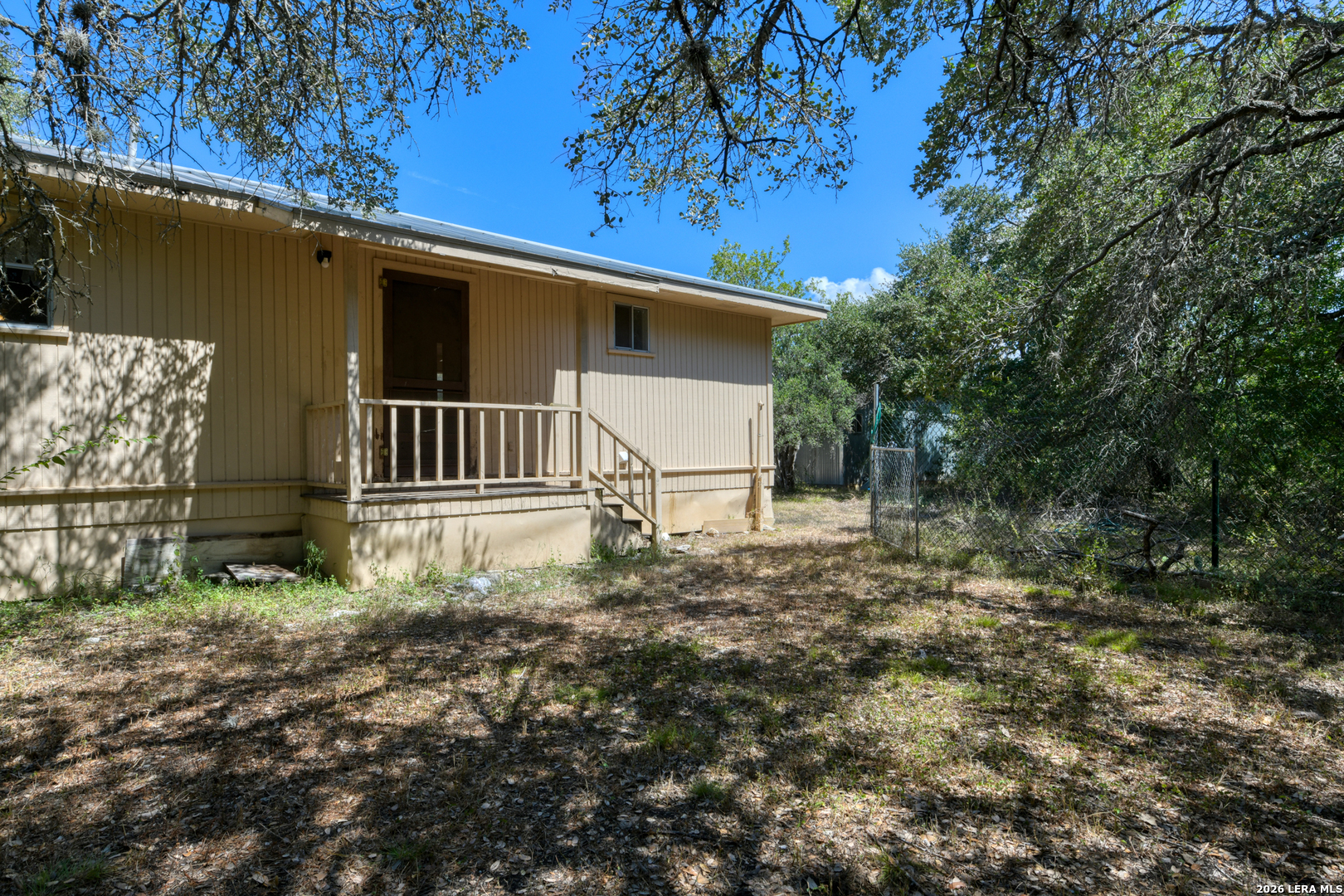 930 County Road 342 Hondo TX 78861