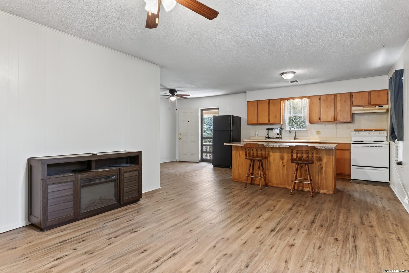 930 County Road 342 Hondo TX 78861