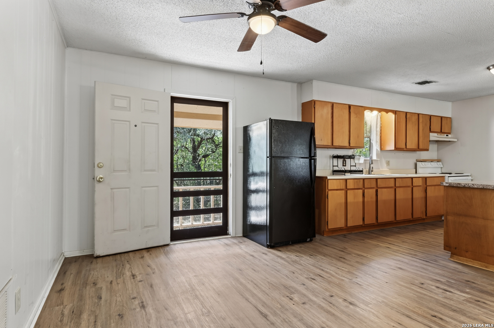 930 County Road 342 Hondo TX 78861