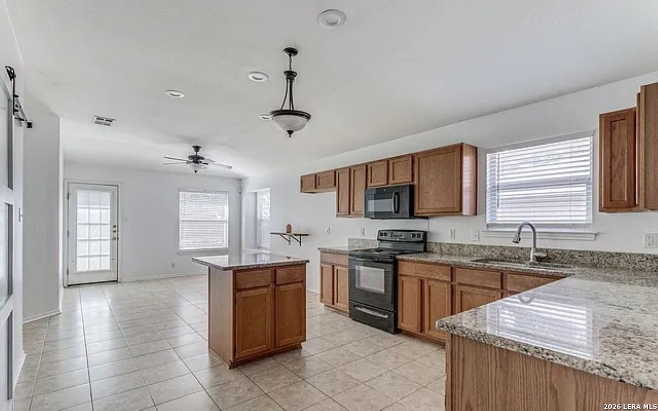 1222 Cougar Country San Antonio TX 78251