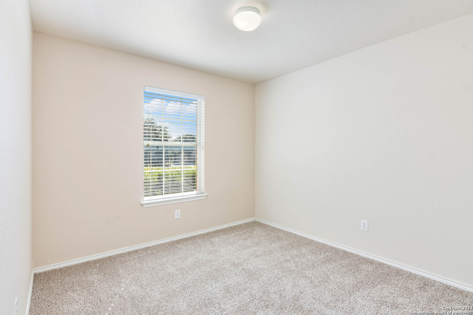 1531 Ambush Creek San Antonio TX 78245