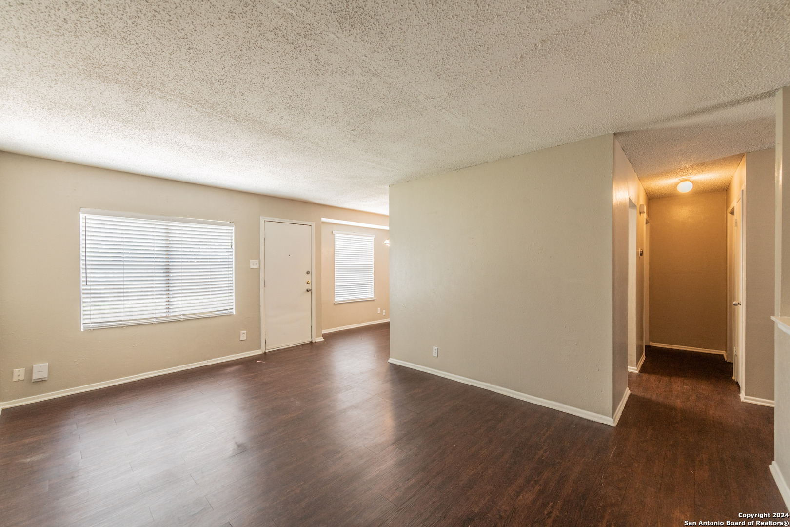 5915 Cliff Ridge San Antonio TX 78250