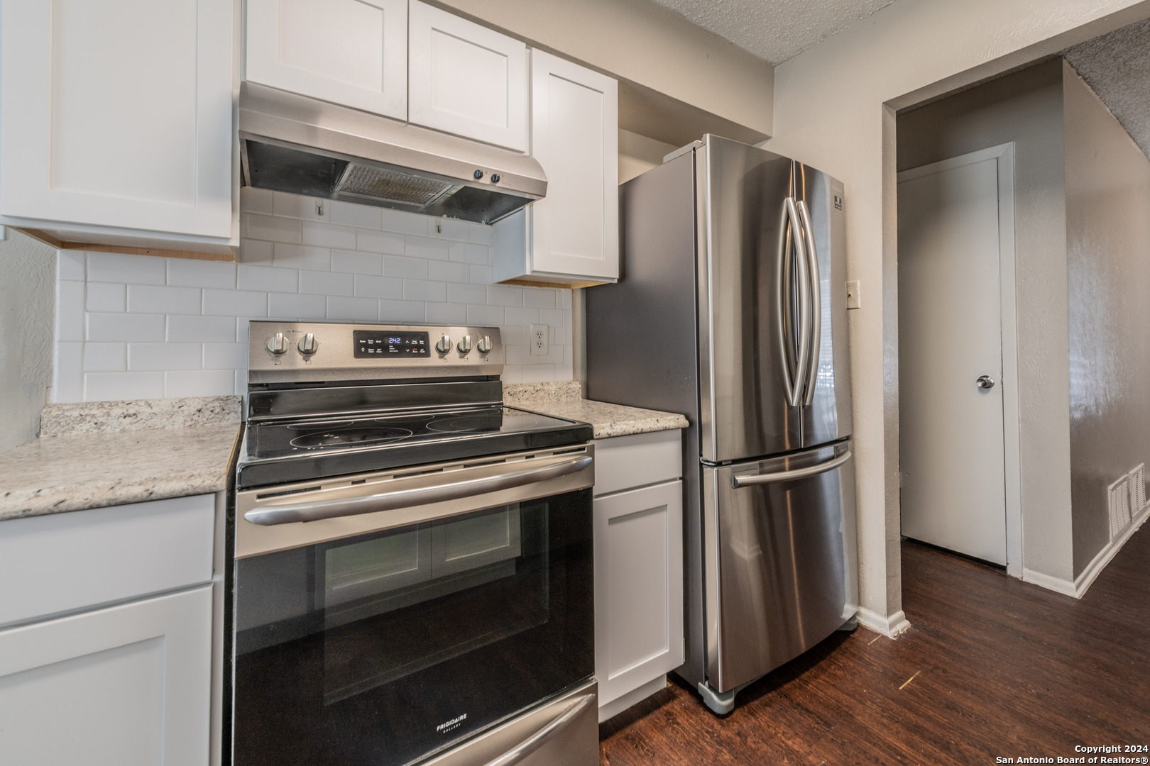 5915 Cliff Ridge San Antonio TX 78250