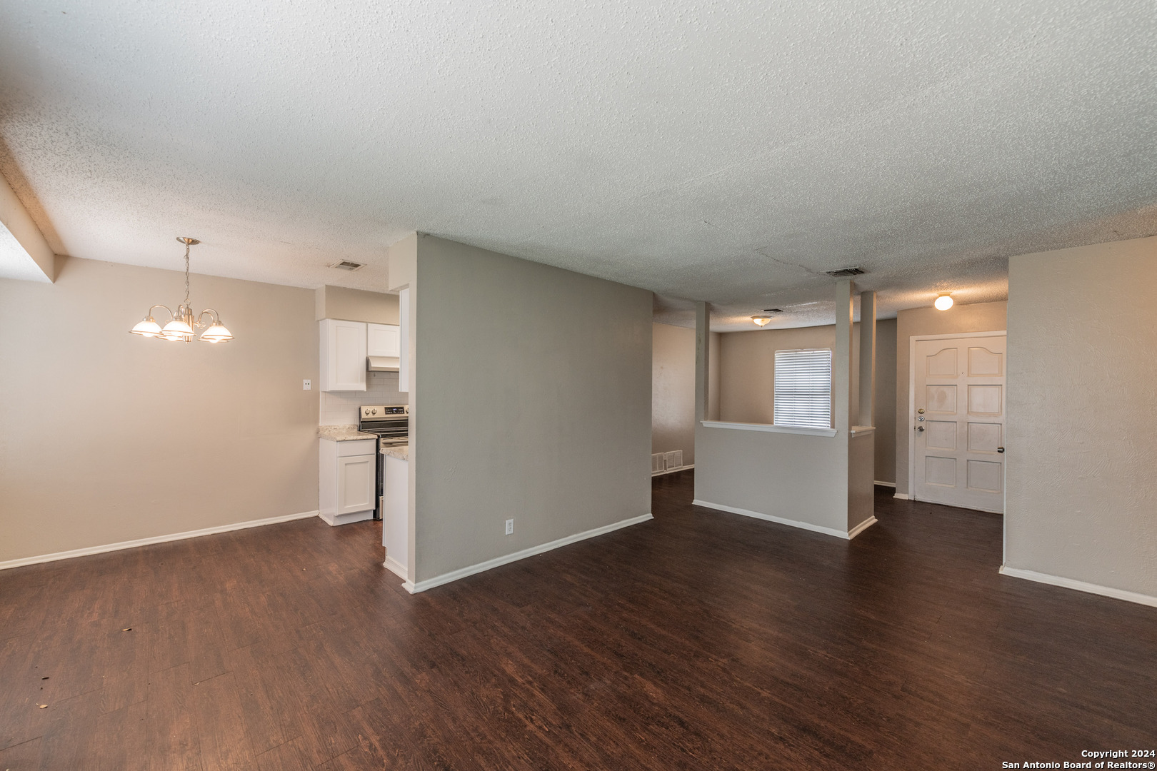 5915 Cliff Ridge San Antonio TX 78250