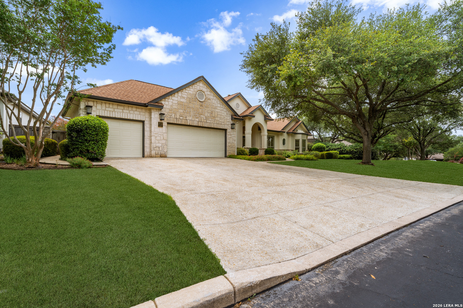 3213 Falling Brook San Antonio TX 78258