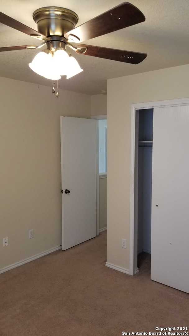 8010 Braes Run San Antonio TX 78254