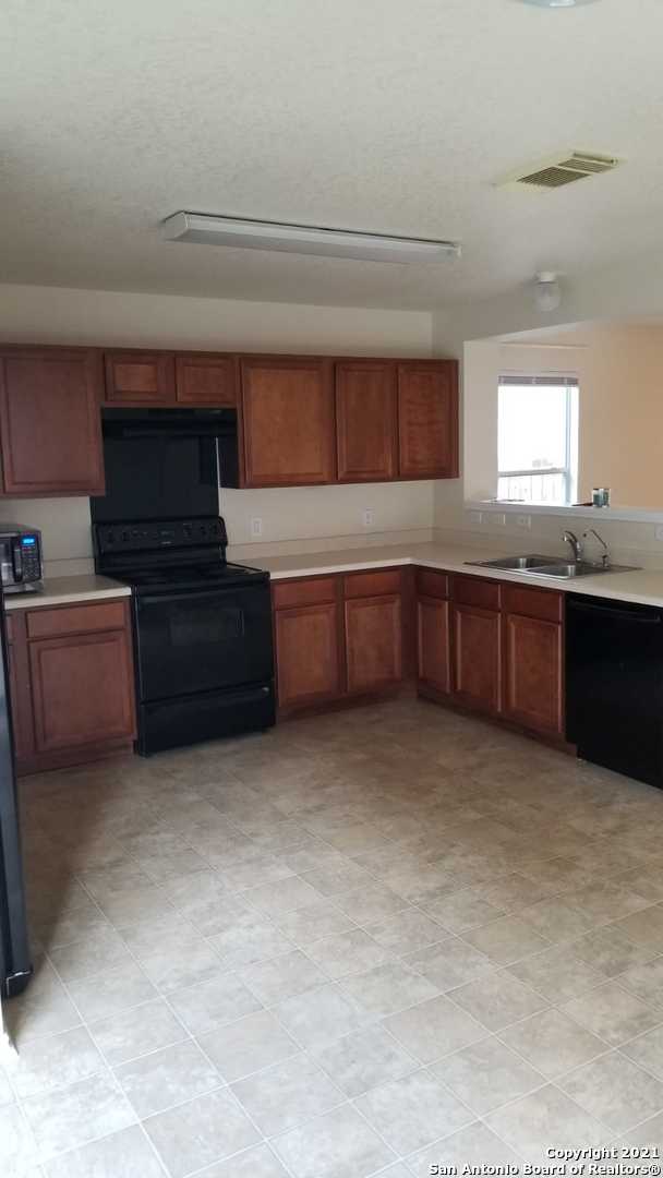 8010 Braes Run San Antonio TX 78254