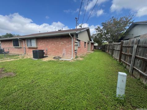 7208 Rimwood Live Oak TX 78233