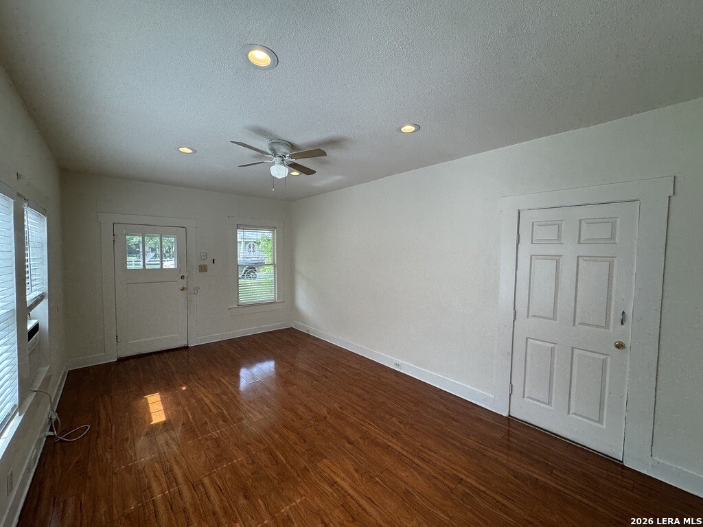 1813 Mckinley Avenue San Antonio TX 78210