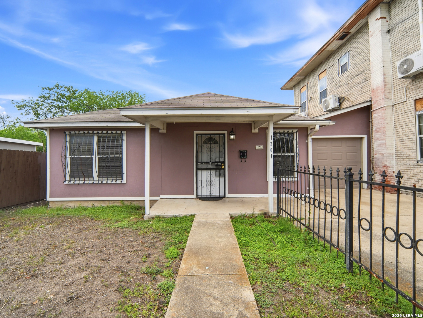 1301 S Palmetto San Antonio TX 78210