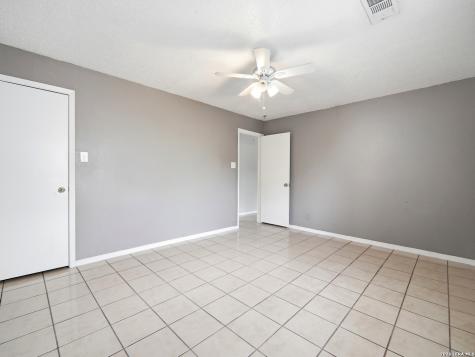 1301 S Palmetto San Antonio TX 78210