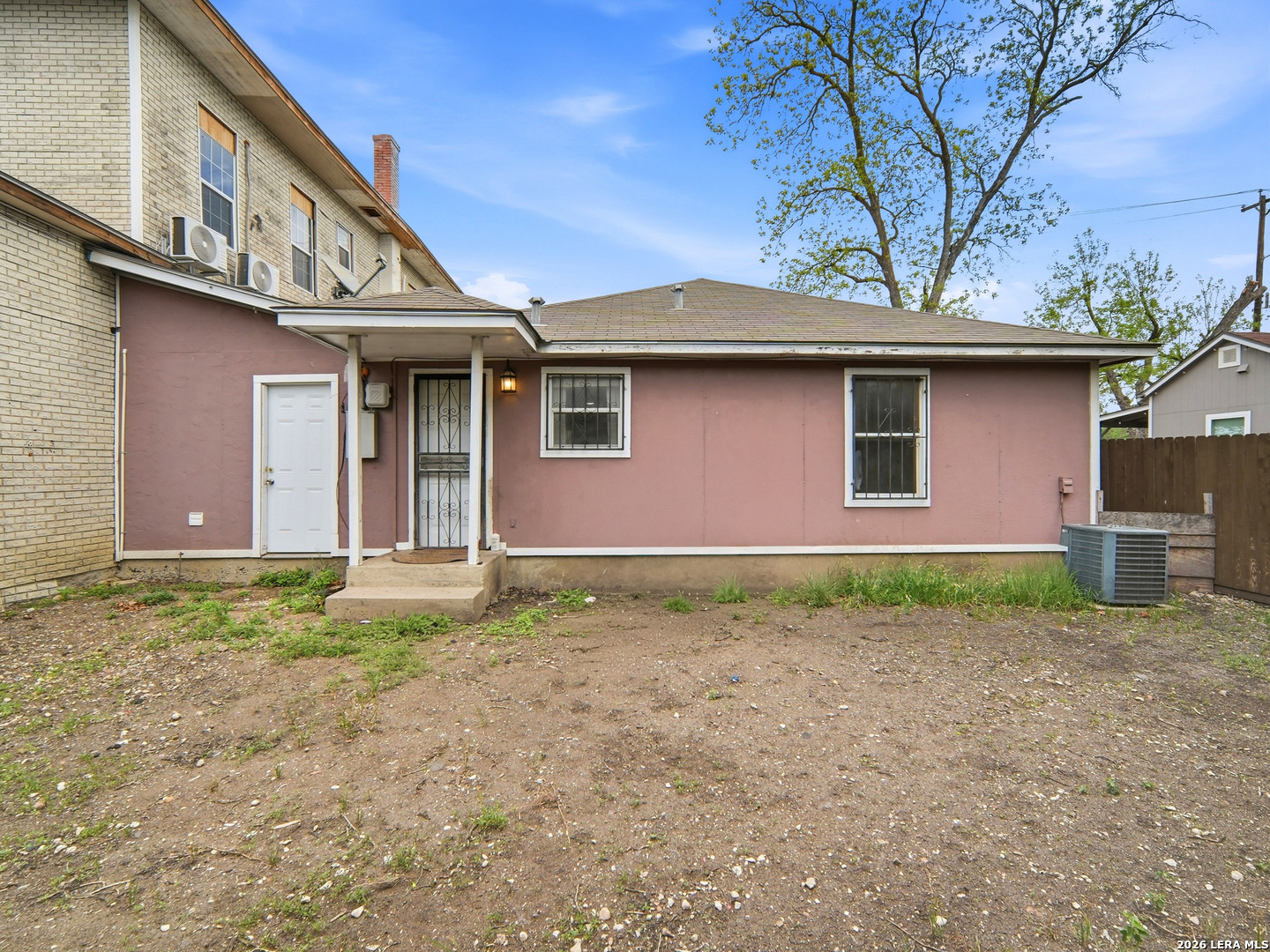 1301 S Palmetto San Antonio TX 78210
