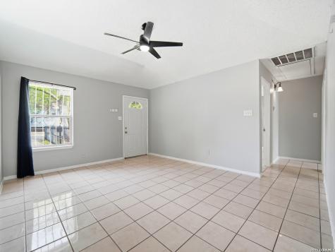 1301 S Palmetto San Antonio TX 78210