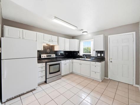 1301 S Palmetto San Antonio TX 78210
