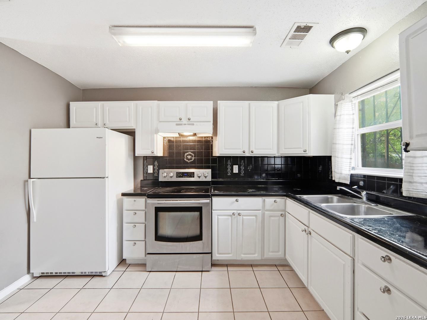 1301 S Palmetto San Antonio TX 78210