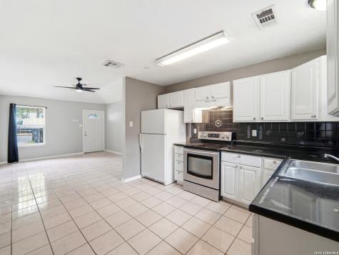 1301 S Palmetto San Antonio TX 78210