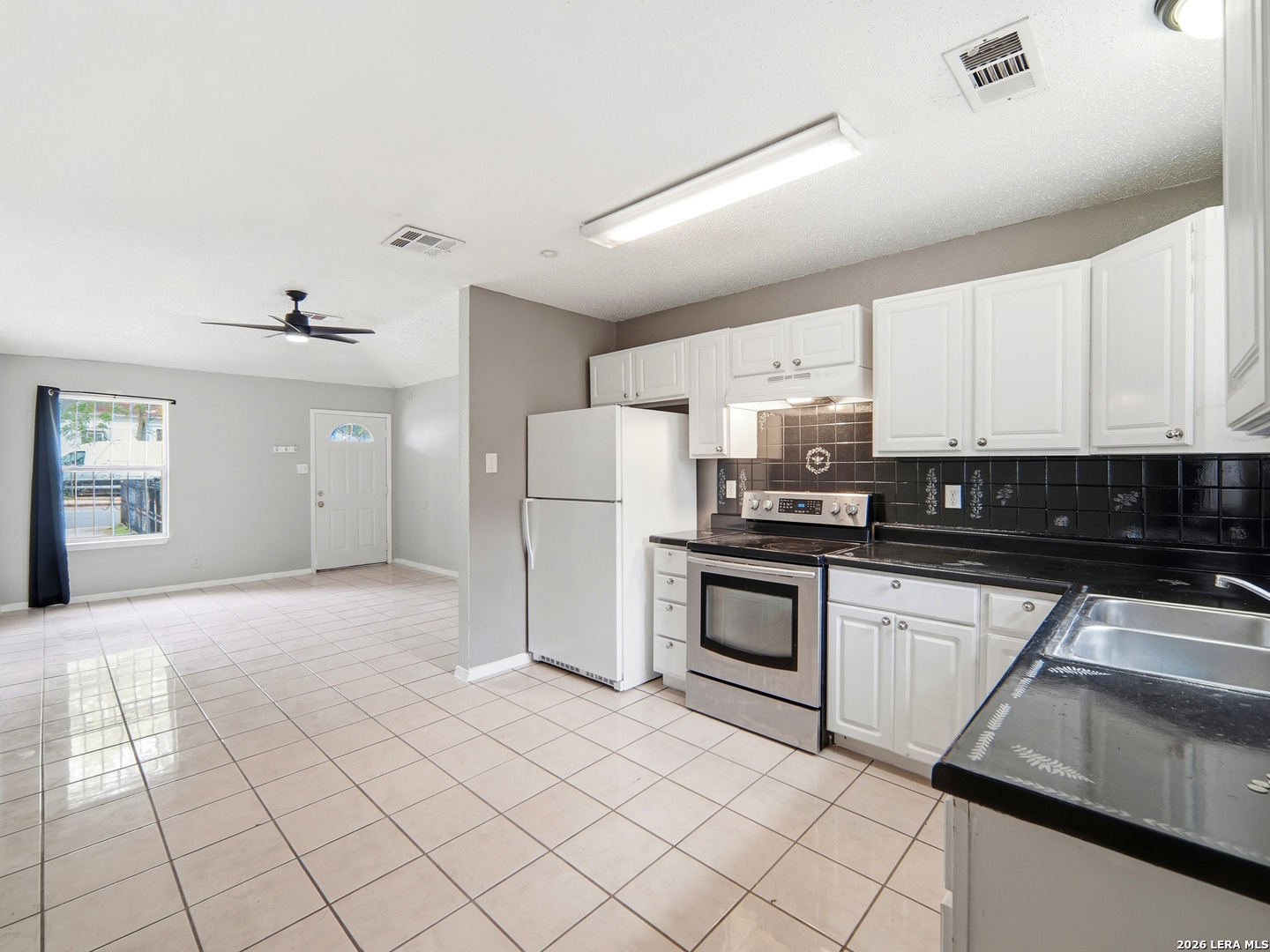 1301 S Palmetto San Antonio TX 78210