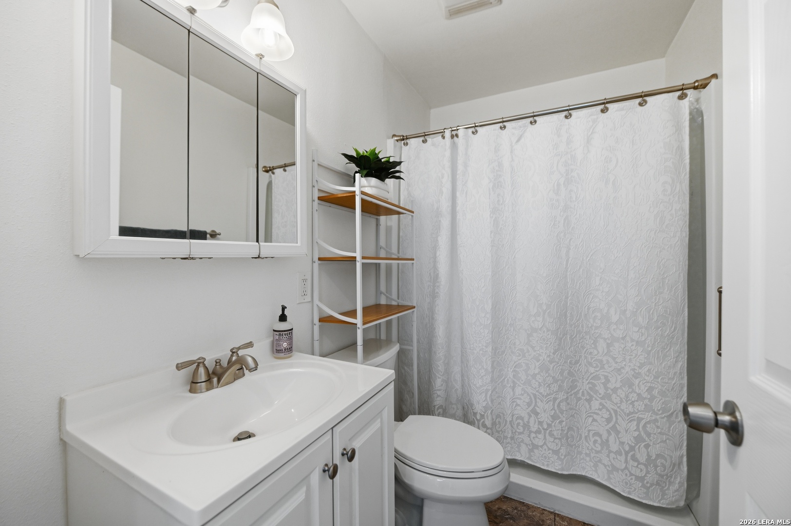 142 Pennystone Avenue San Antonio TX 78223