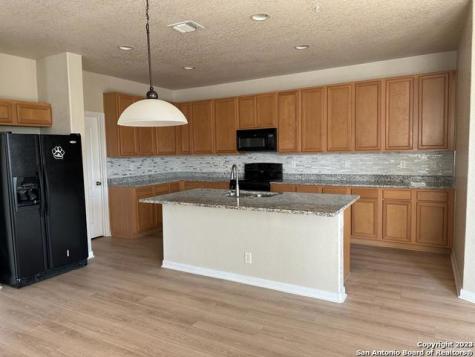 518 Mesa Loop Bexar Co TX 78258