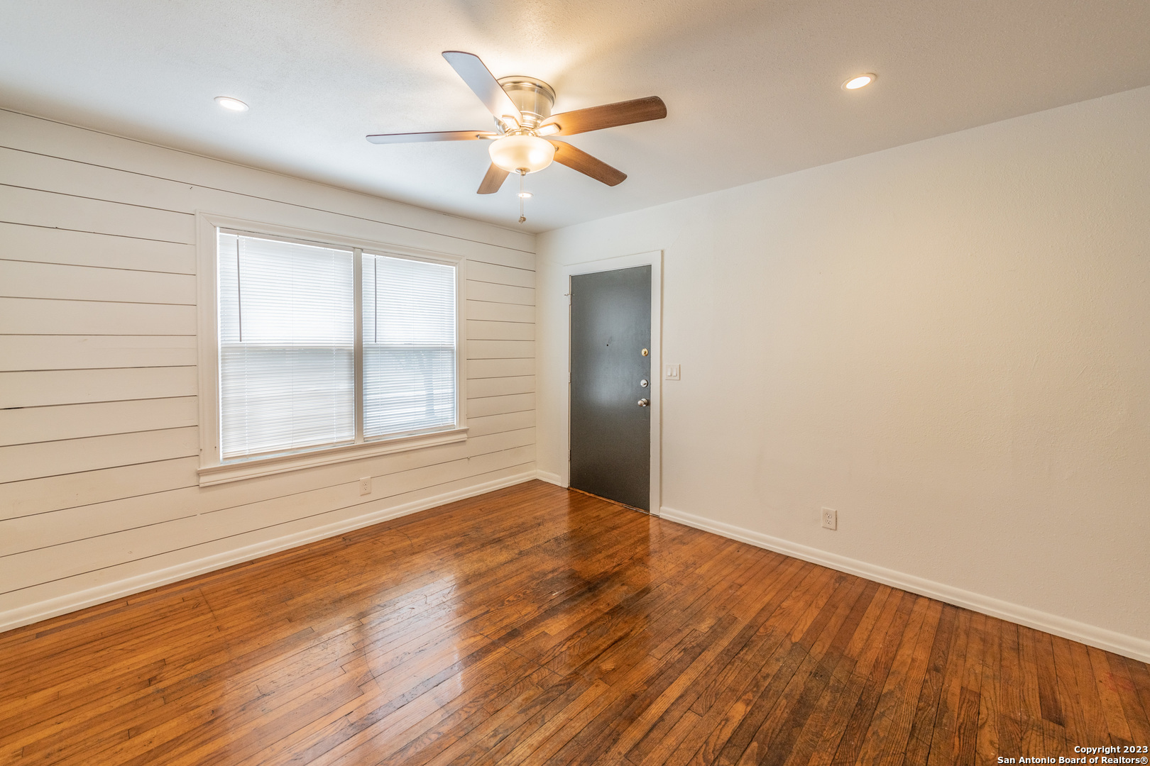 217 Natalen Avenue San Antonio TX 78209
