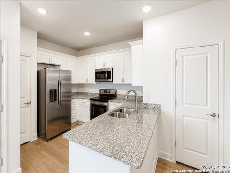 10223 Tulipwood Run San Antonio TX 78252