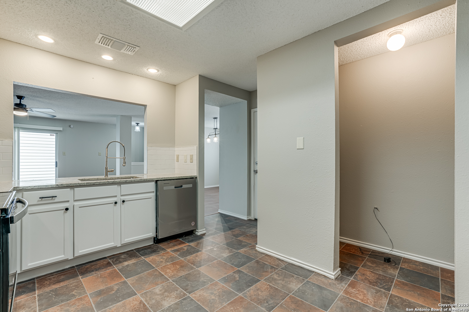 16522 Alwick Lane San Antonio TX 78247