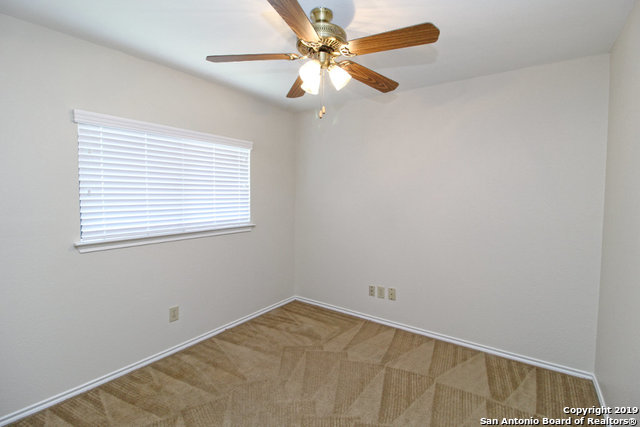 5214 Sagerock Pass San Antonio TX 78247
