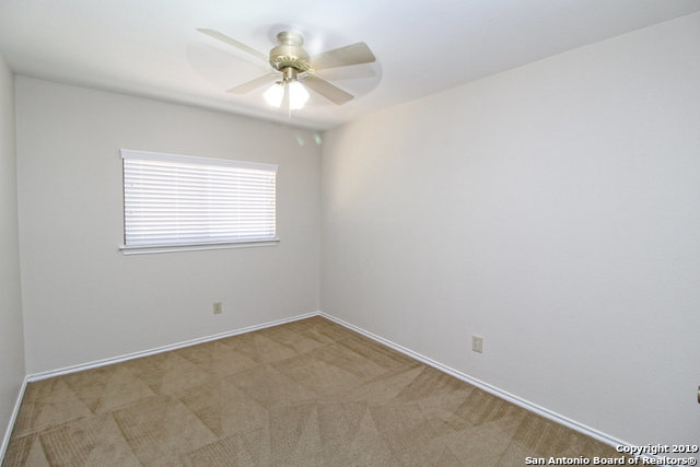 5214 Sagerock Pass San Antonio TX 78247