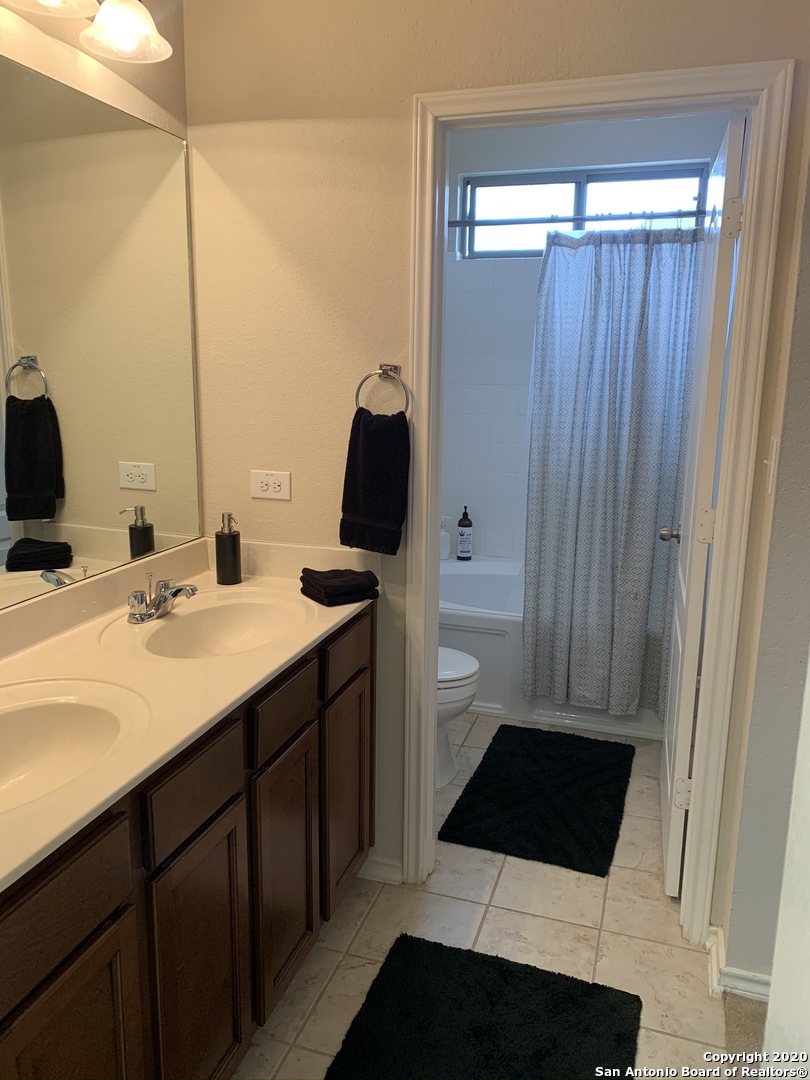 21603 Andrews Garden San Antonio TX 78258