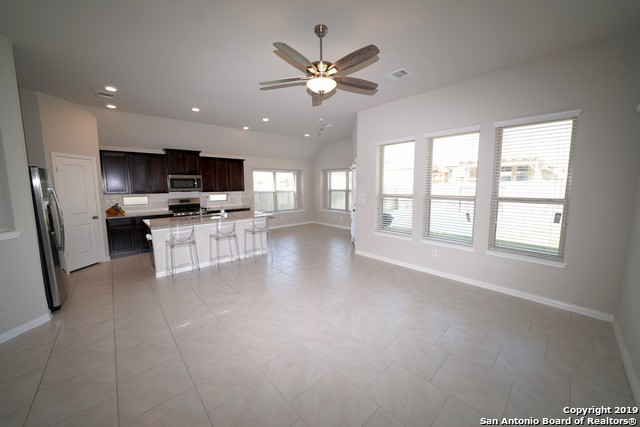 723 Gallorette Bluff San Antonio TX 78245