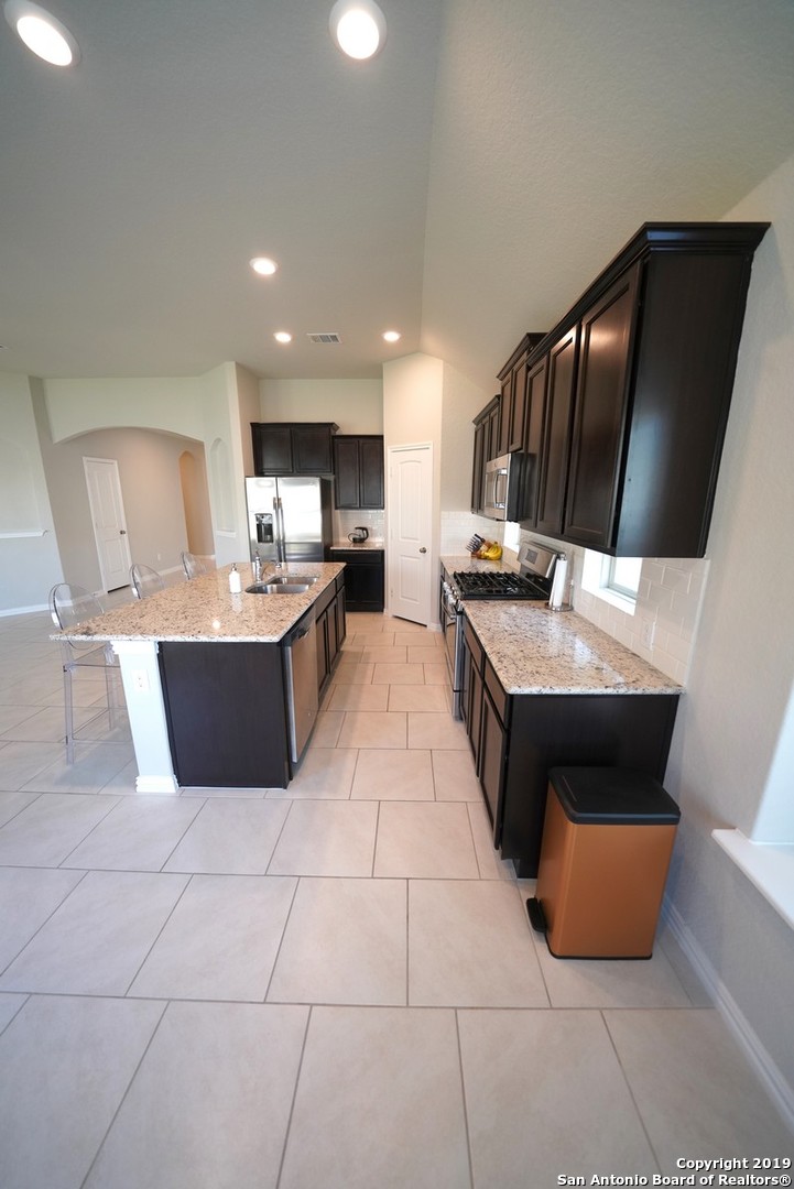 723 Gallorette Bluff San Antonio TX 78245