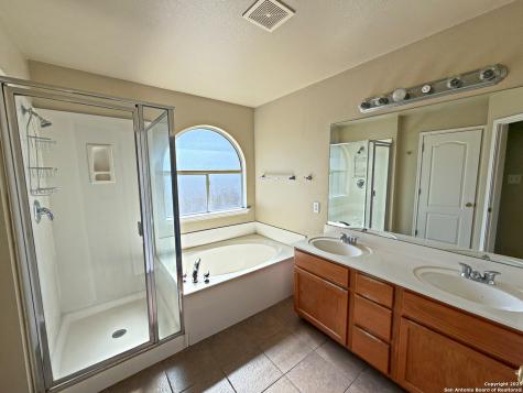 9626 Anderson Way Converse TX 78109