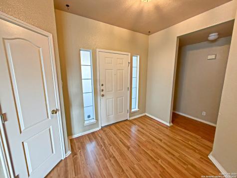 9626 Anderson Way Converse TX 78109