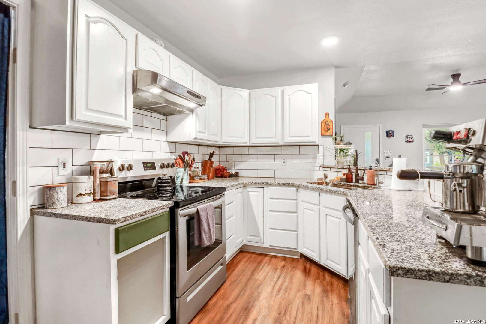 1721 W Mistletoe Avenue San Antonio TX 78201