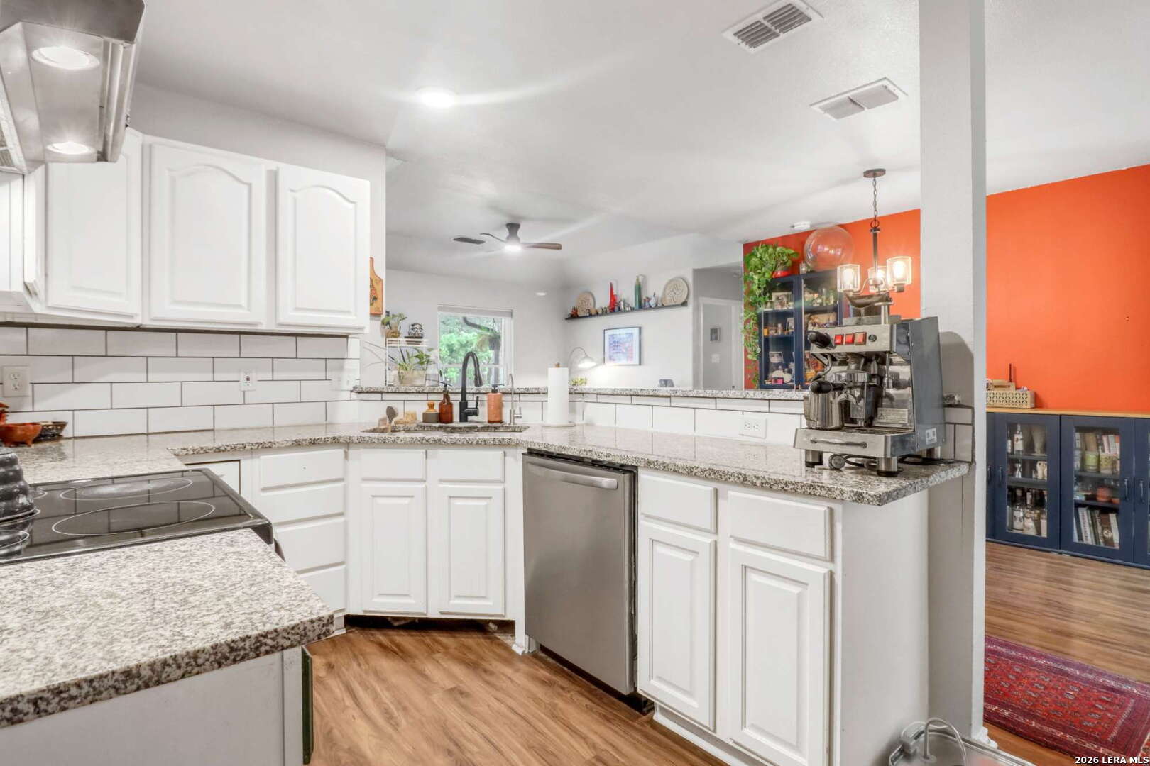 1721 W Mistletoe Avenue San Antonio TX 78201
