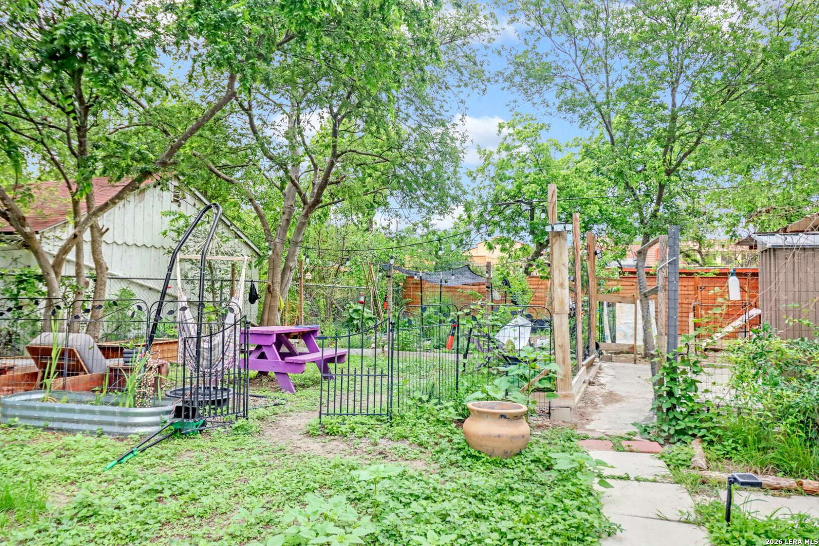 1721 W Mistletoe Avenue San Antonio TX 78201