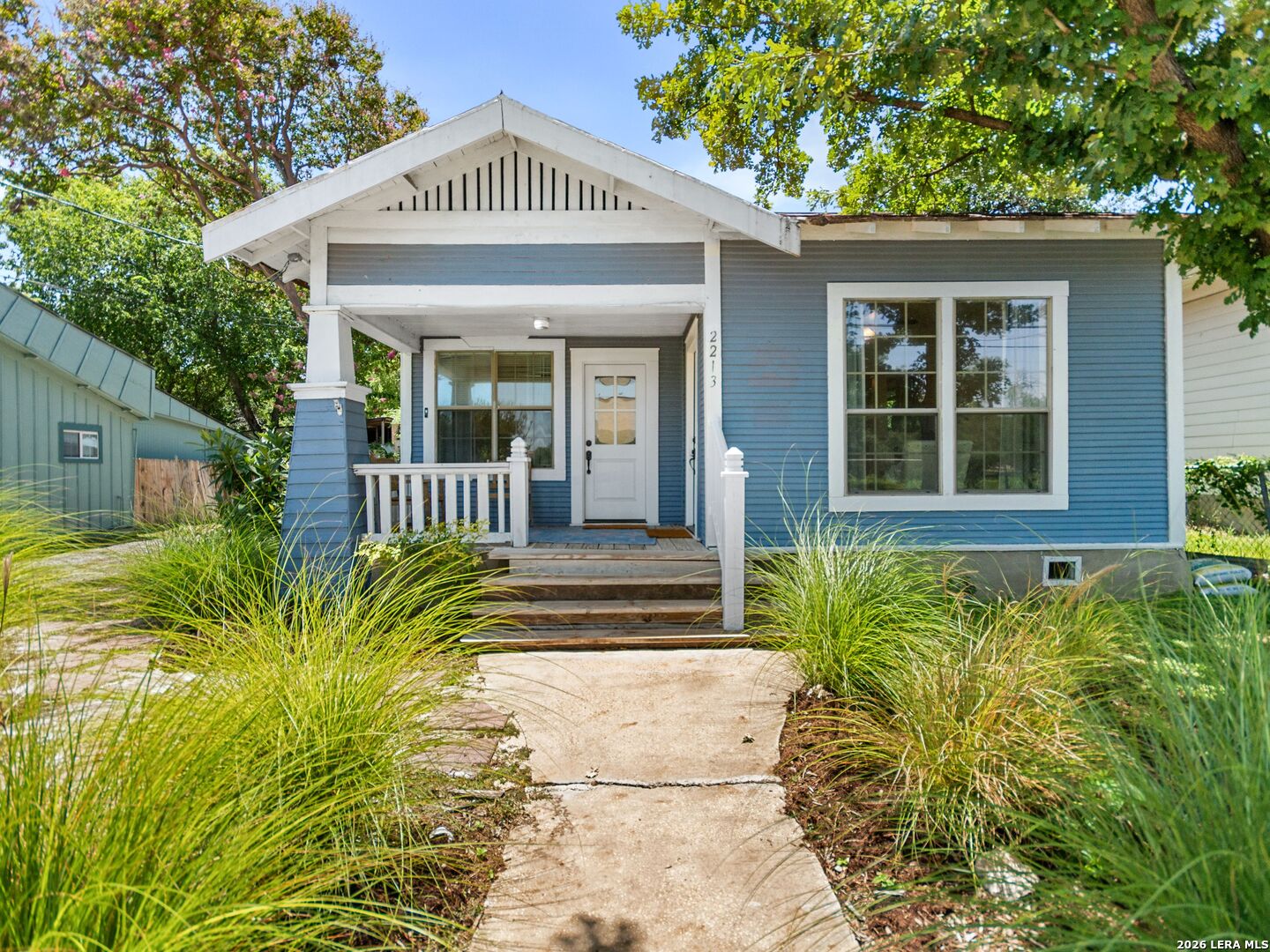 2213 N Flores Street San Antonio TX 78212